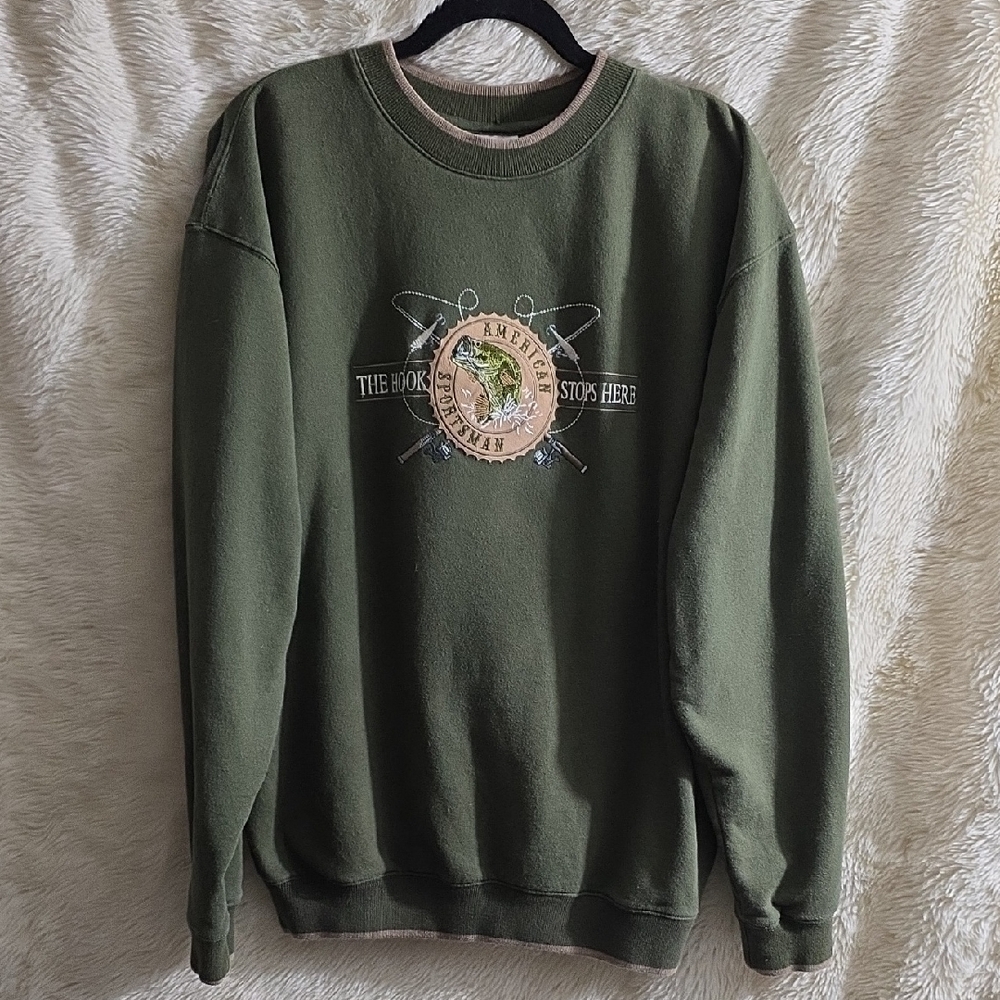 Vintage M&C Sportswear Embroidered Fishing Crew Neck Size L